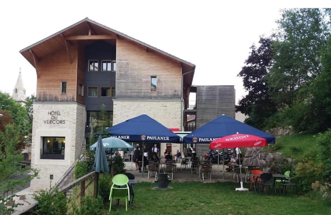 Restaurant Hotel Du Vercors Saint-Martin-en-Vercors Bagian luar foto